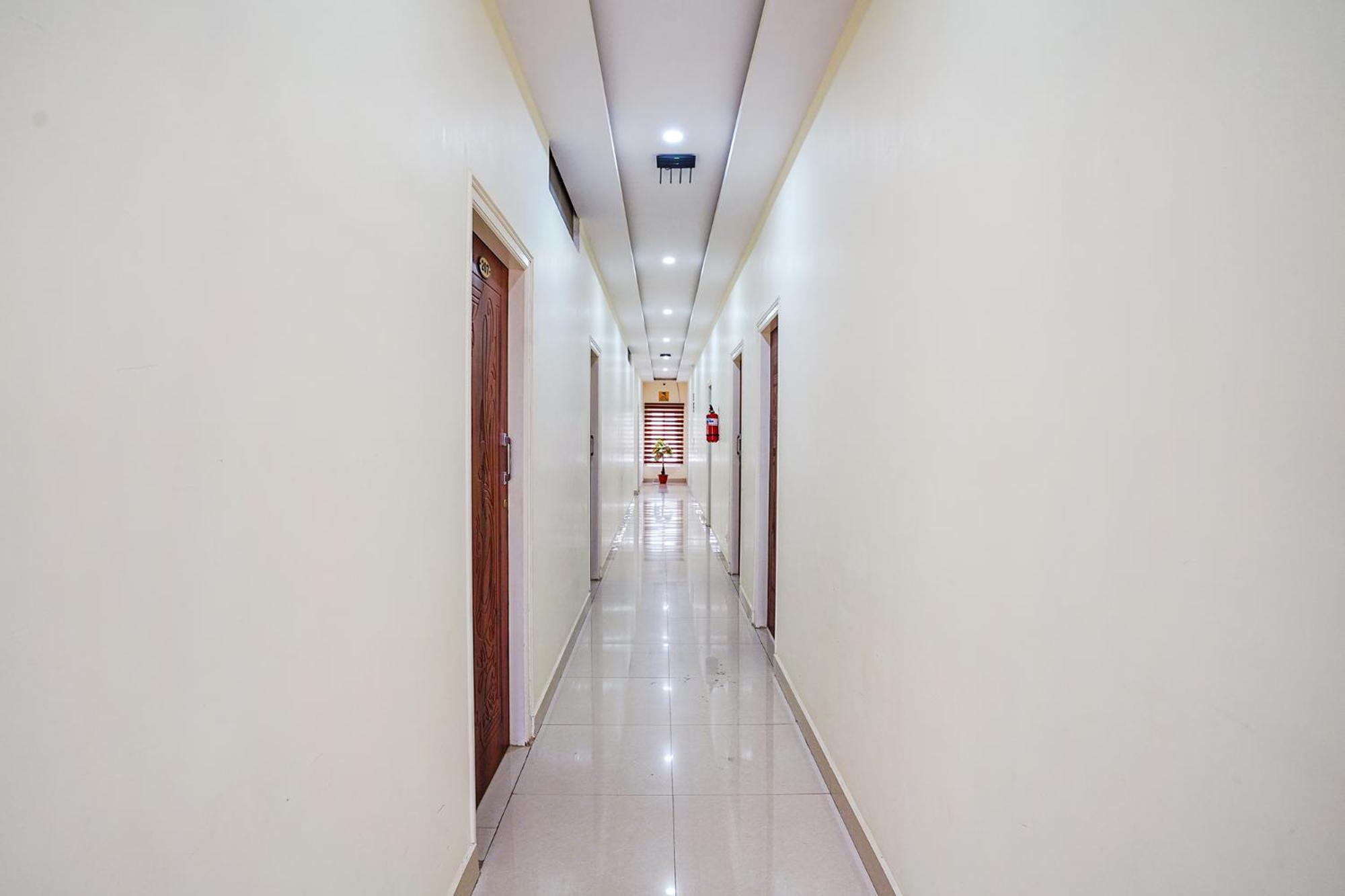Fabhotel Partha Residency - Nr Iskcon Kr Puram 벵갈루루 외부 사진