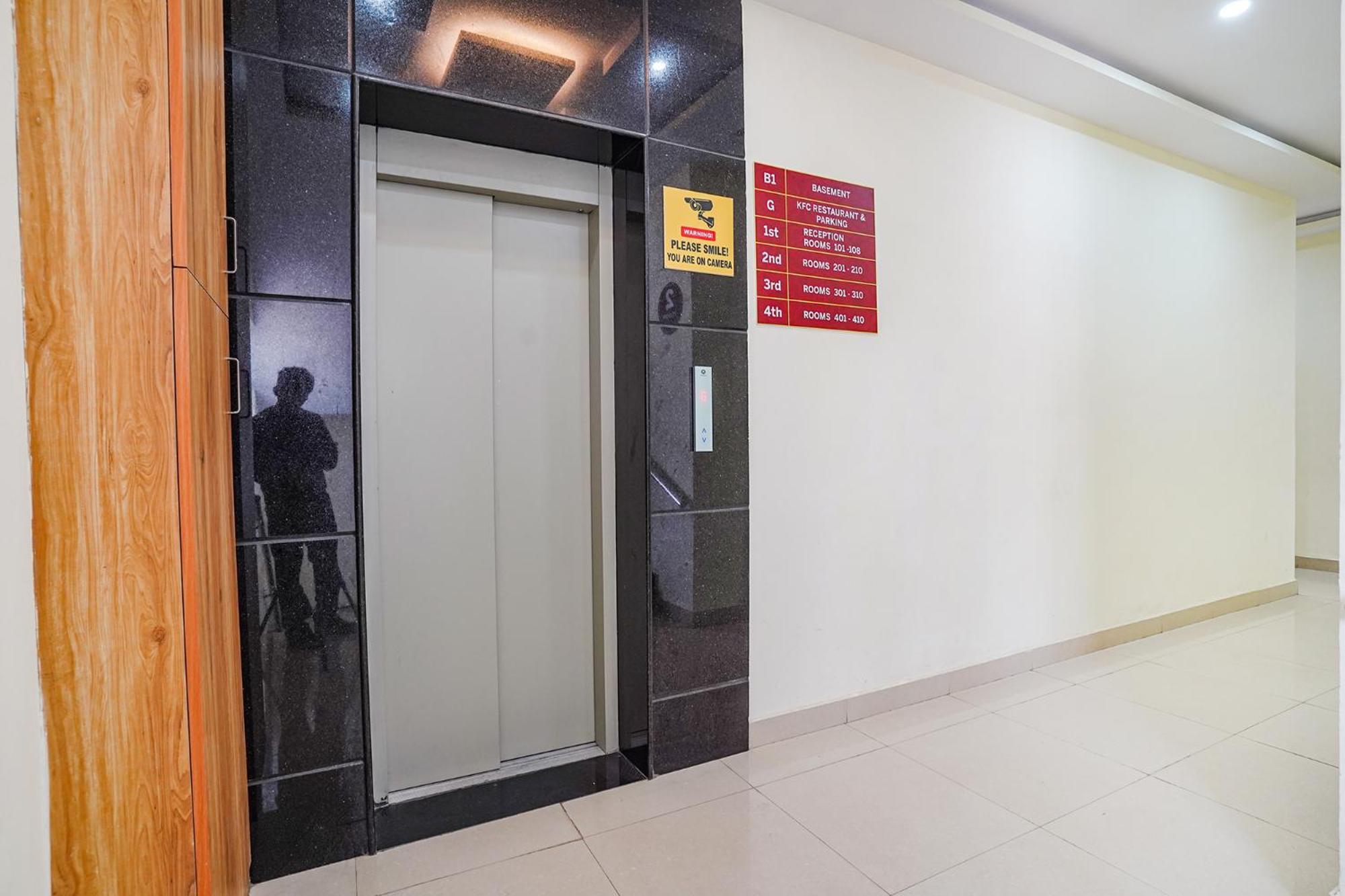 Fabhotel Partha Residency - Nr Iskcon Kr Puram 벵갈루루 외부 사진