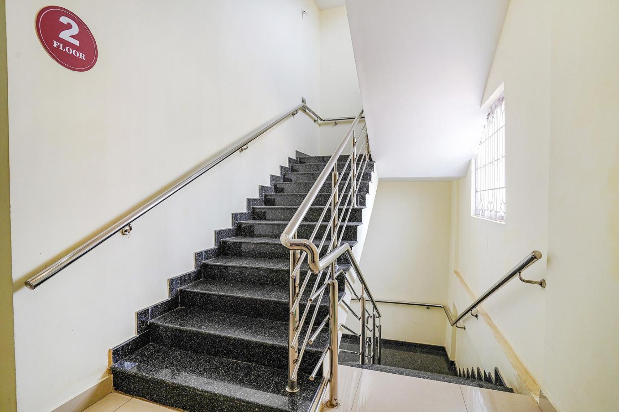 Fabhotel Partha Residency - Nr Iskcon Kr Puram 벵갈루루 외부 사진